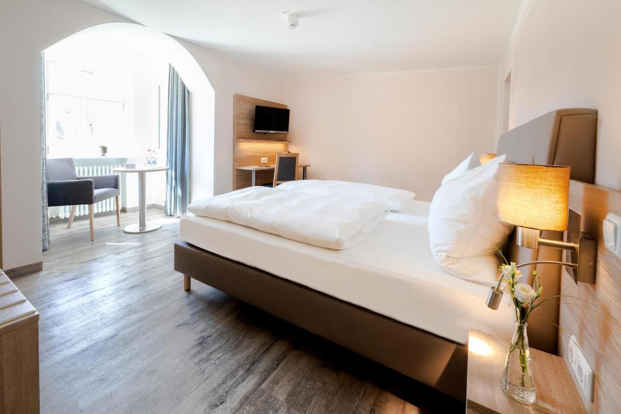 Hotelgasthof Bayerischer Hof Sulzbach-Rosenberg Eksteriør billede